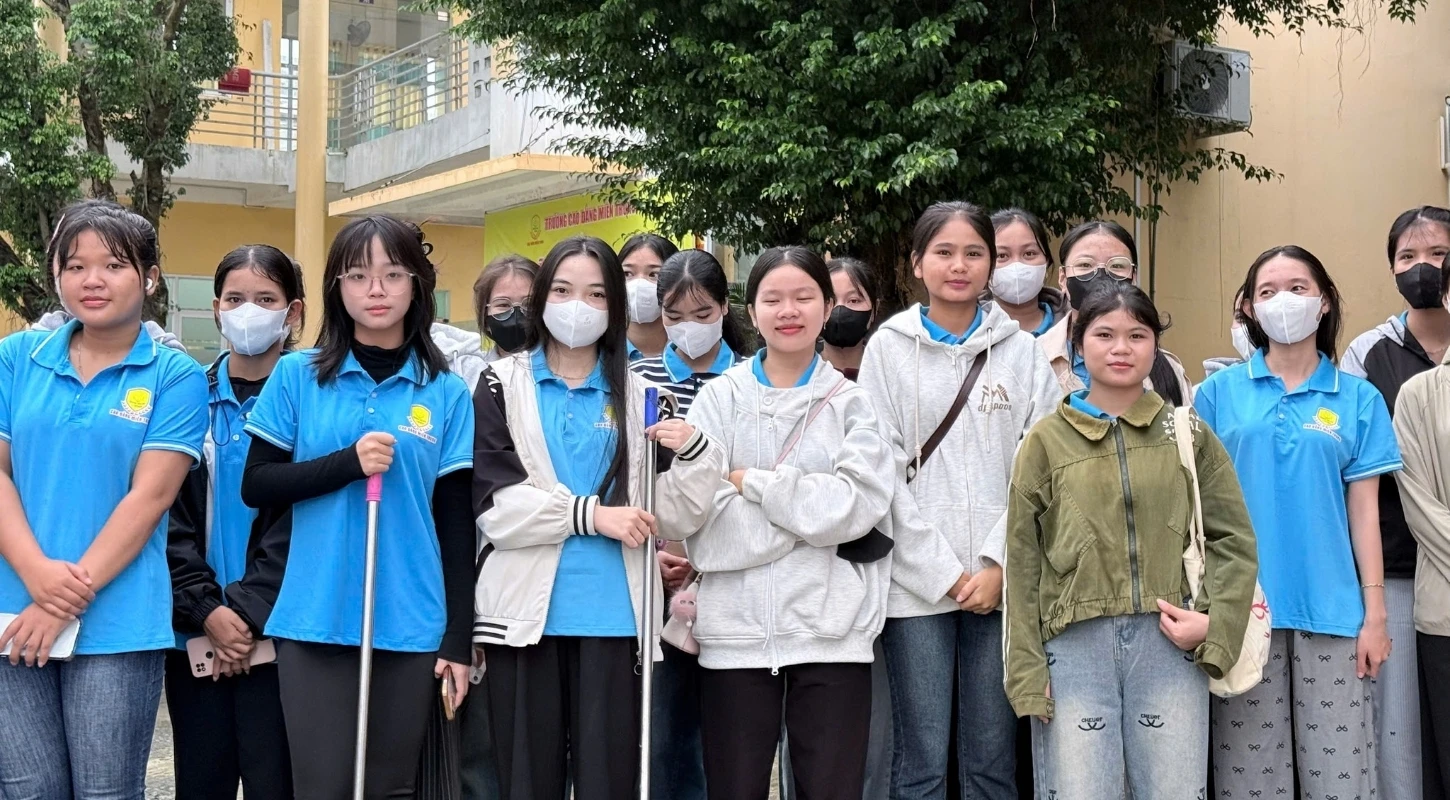 Tuổi Trẻ Cao Đẳng Miền Trung Sẵn Sàng Ra Quân Sau Lũ 2025 | Trường Cao Đẳng Miền Trung