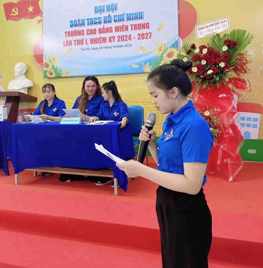 Đại Hội Đoàn Trường Cao Đẳng Miền Trung 2024-2027 Thành Công Rực Rỡ
