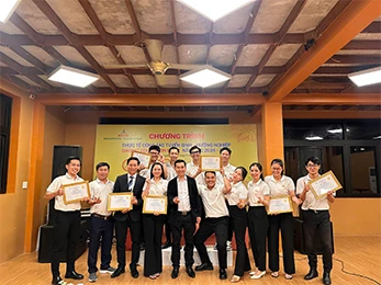 Hội Nghị Tổng Kết Tuyển Sinh 2024 Và Định Hướng 2025
