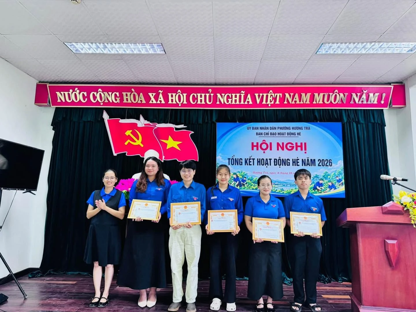 TRƯỜNG CAO ĐẲNG MIỀN TRUNG GẮN KẾT, ĐỒNG HÀNH VÀ LAN TỎA TINH THẦN TÌNH NGUYỆN