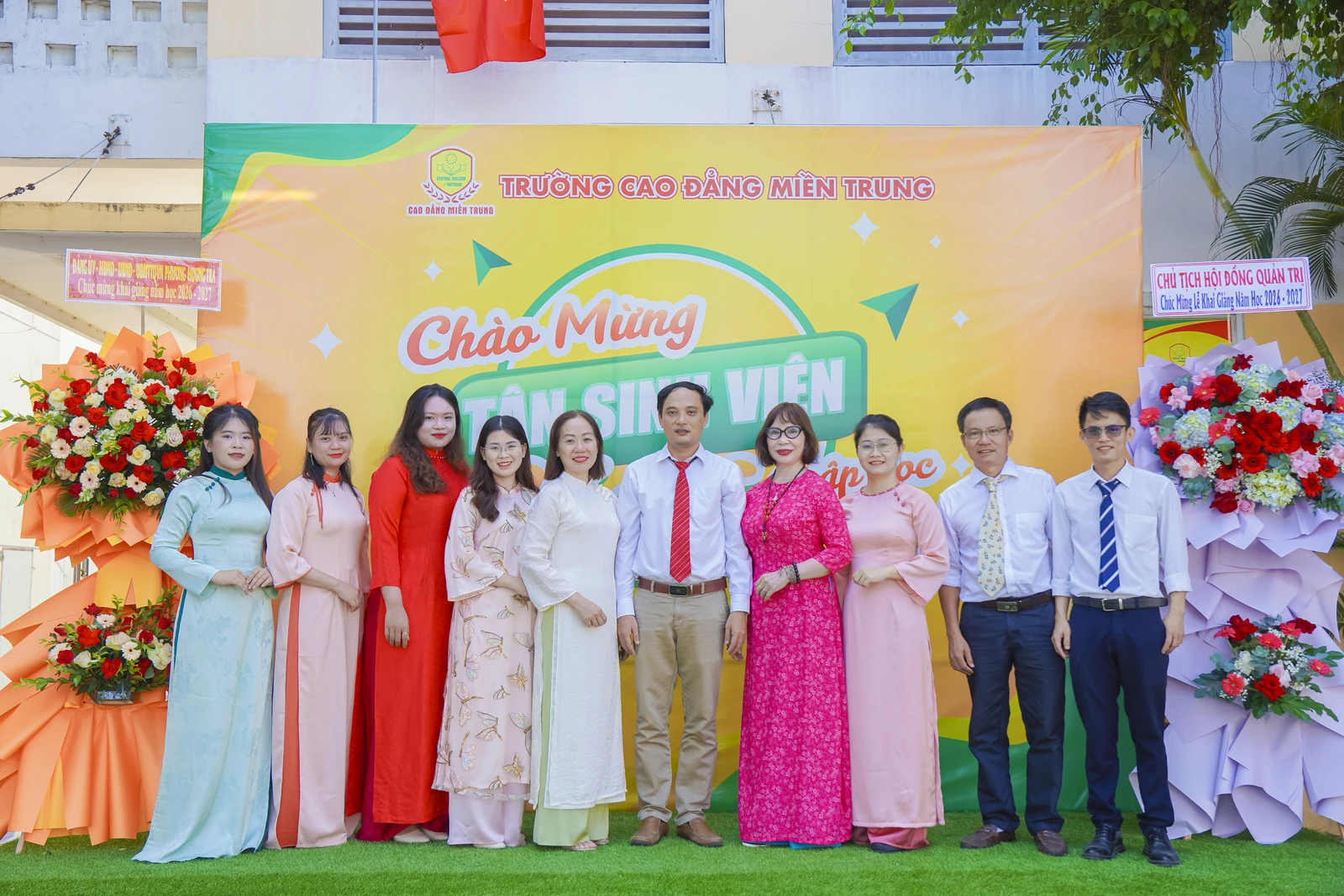 TRƯỜNG CAO ĐẲNG MIỀN TRUNG TỔ CHỨC LỄ KHAI GIẢNG NĂM HỌC 2026–2027 VÀ CHÀO ĐÓN TÂN SINH VIÊN K26