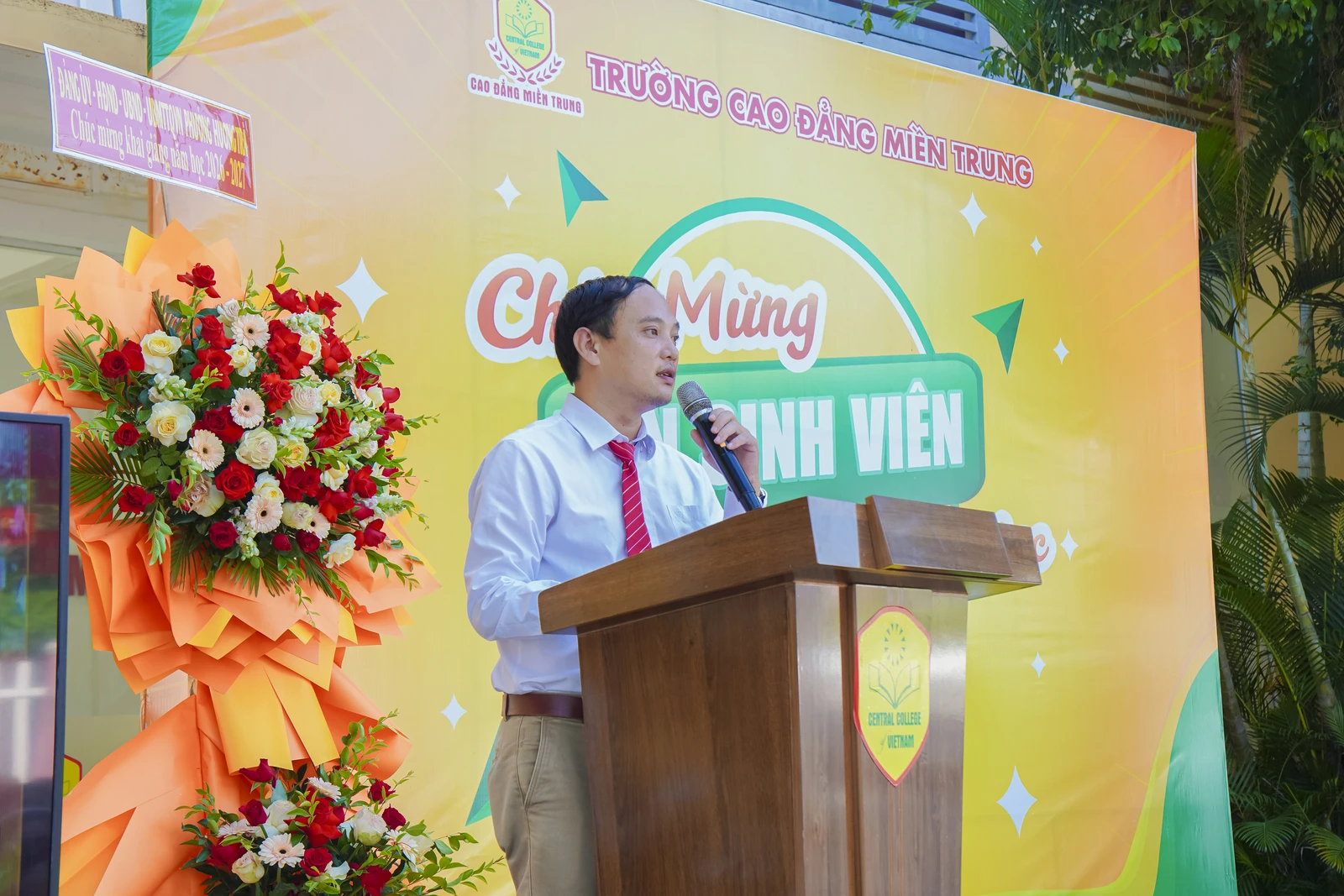 TRƯỜNG CAO ĐẲNG MIỀN TRUNG TỔ CHỨC LỄ KHAI GIẢNG NĂM HỌC 2026–2027 VÀ CHÀO ĐÓN TÂN SINH VIÊN K26