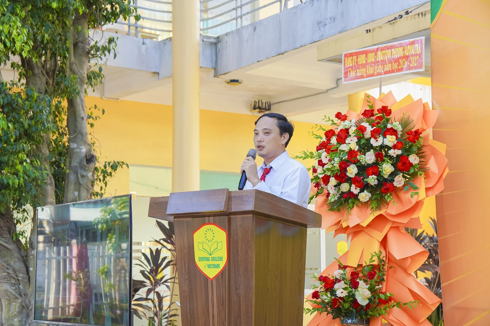 TRƯỜNG CAO ĐẲNG MIỀN TRUNG TỔ CHỨC LỄ KHAI GIẢNG NĂM HỌC 2026–2027 VÀ CHÀO ĐÓN TÂN SINH VIÊN K26