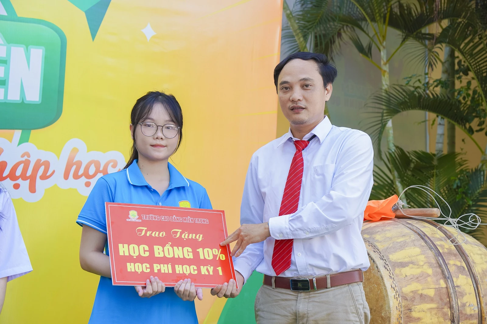 TRƯỜNG CAO ĐẲNG MIỀN TRUNG TỔ CHỨC LỄ KHAI GIẢNG NĂM HỌC 2026–2027 VÀ CHÀO ĐÓN TÂN SINH VIÊN K26
